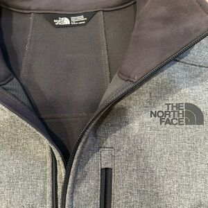 The North Face Men's Gray Jacket